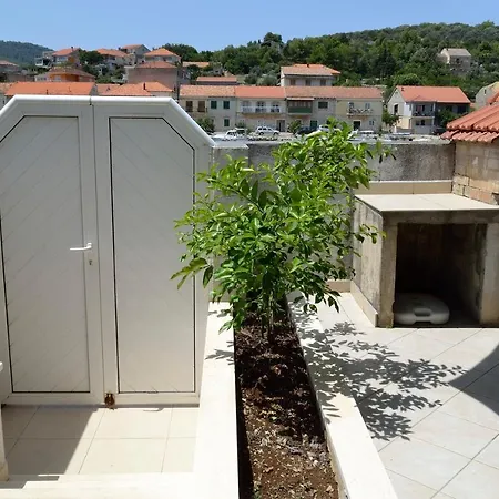 Daire Nikita Vela Luka